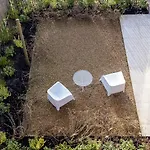 Oda ve Kahvaltı Sous La Houlette, 3 Suites, Pool And Sauna On Demand