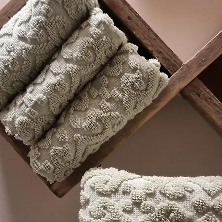 Sous La Houlette, 3 Suites, Pool And Sauna On Demand 4* Villers-la-Ville