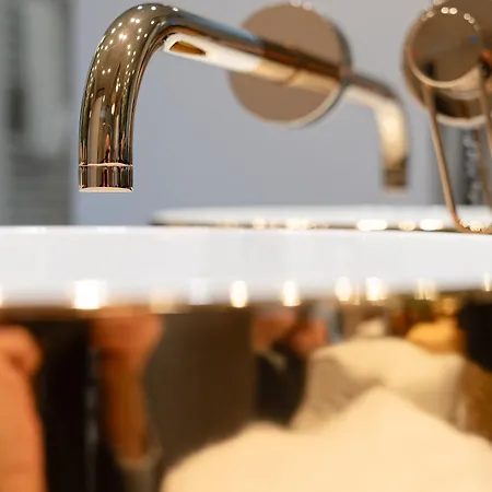 Sous La Houlette, 3 Suites, Pool And Sauna On Demand Bed & Breakfast Villers-la-Ville