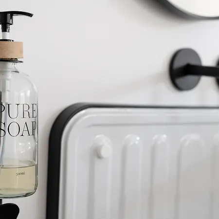 Sous La Houlette, 3 Suites, Pool And Sauna On Demand Villers-la-Ville