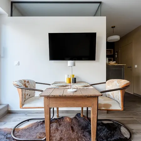 Sous La Houlette, Suites, Piscine Interieure Et Sauna Villers-la-Ville