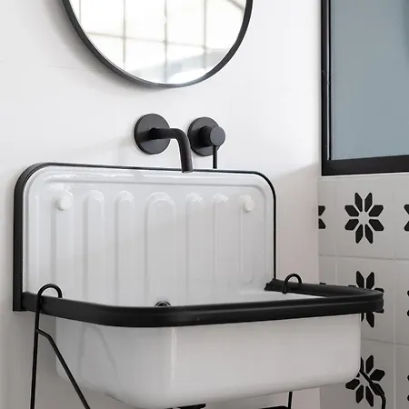Sous La Houlette, Suites, Piscine Interieure Et Sauna B&B