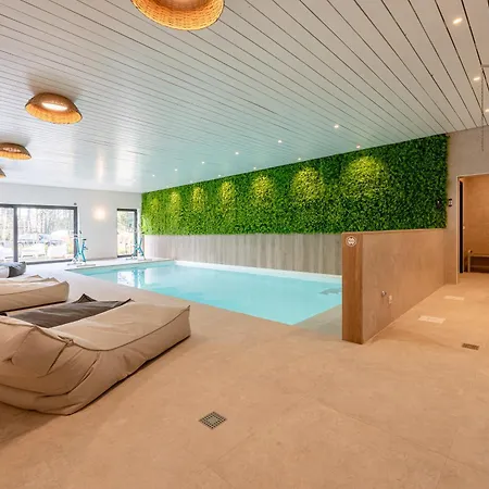 B&B Sous La Houlette, Suites, Piscine Interieure Et Sauna