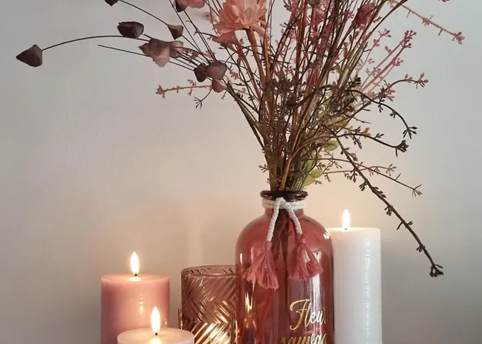 Bed and Breakfast Sous La Houlette, 3 Suites, Pool And Sauna On Demand 4*