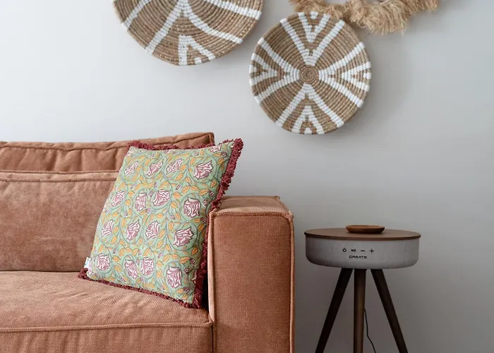 Bed and Breakfast Sous La Houlette, 3 Suites, Pool And Sauna On Demand Villers-la-Ville