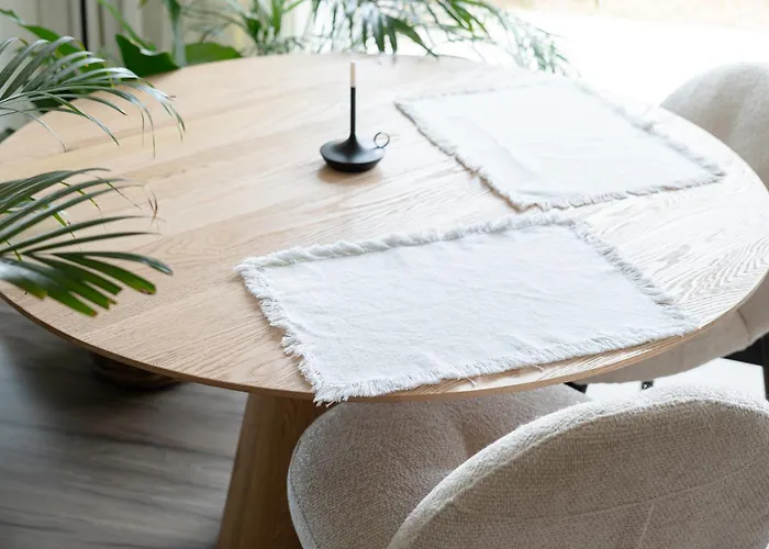 Bed and Breakfast Sous La Houlette, 3 Suites, Pool And Sauna On Demand Villers-la-Ville