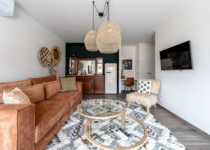 Sous La Houlette, 3 Suites, Pool And Sauna On Demand Villers-la-Ville