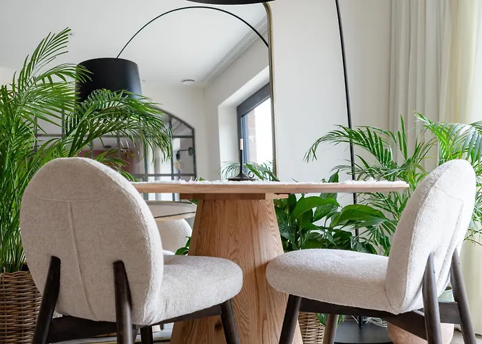 Sous La Houlette, 3 Suites, Pool And Sauna On Demand 4*